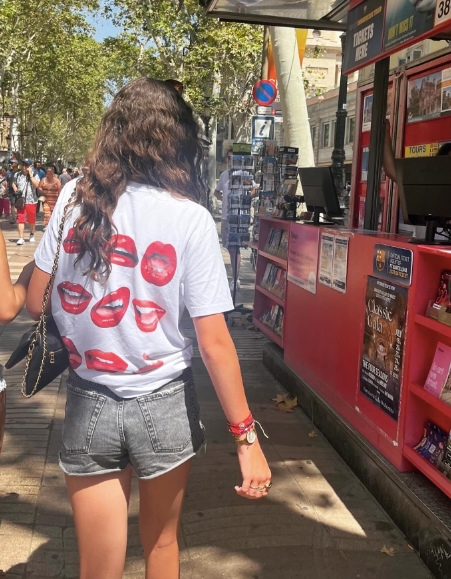 LIPS DON'T LIE TEE